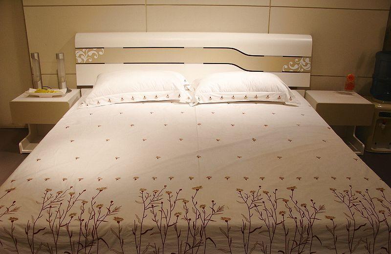 优美家卧室家具双人床架KA35-18-06产品价格